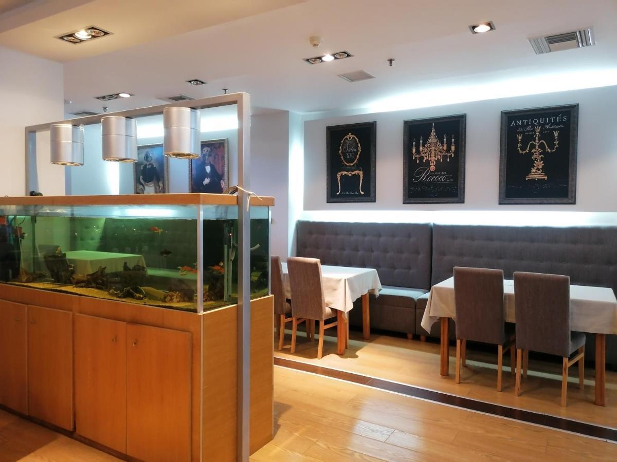 亚历山德罗酒店 Anchialos 外观 照片